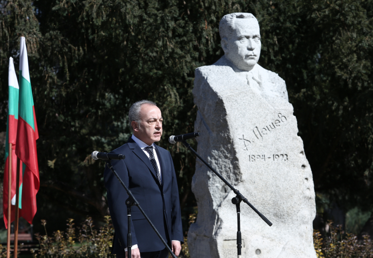 В Кюстендил премиерът Гълъб Донев участва в отбелязването на 80-ата годишнина от спасяването на българските евреи по време на Втората световна война